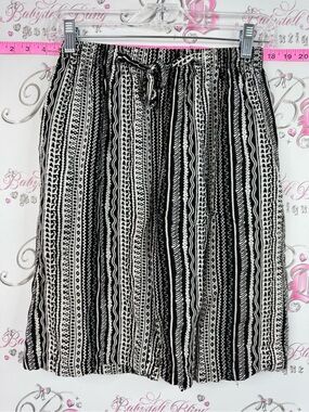 Sanjoy skirt Aztec Black & White Vertical Patterned Drawstring Skirt